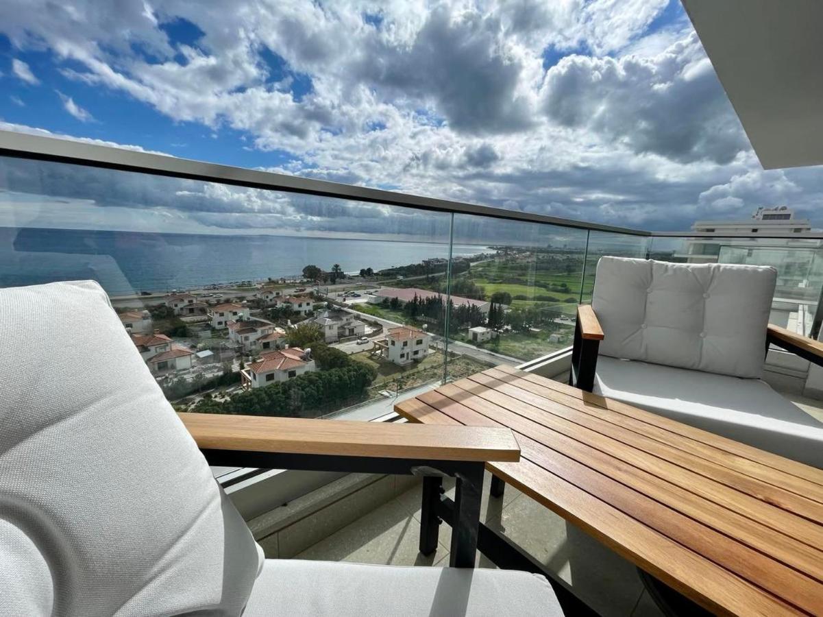 פמגוסטה Sea View Suites By The Coast מראה חיצוני תמונה
