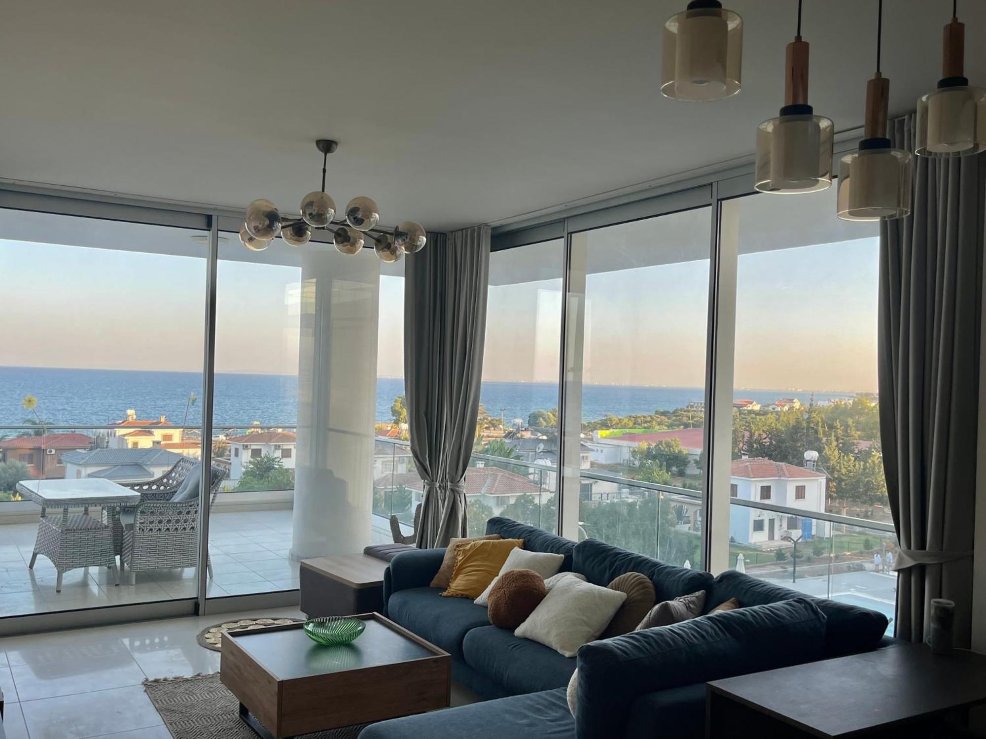 פמגוסטה Sea View Suites By The Coast מראה חיצוני תמונה