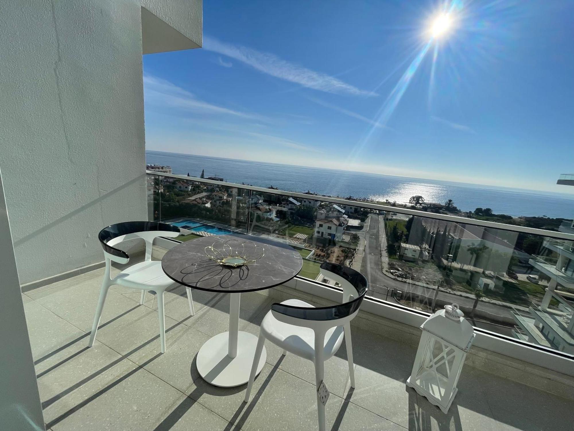 פמגוסטה Sea View Suites By The Coast מראה חיצוני תמונה