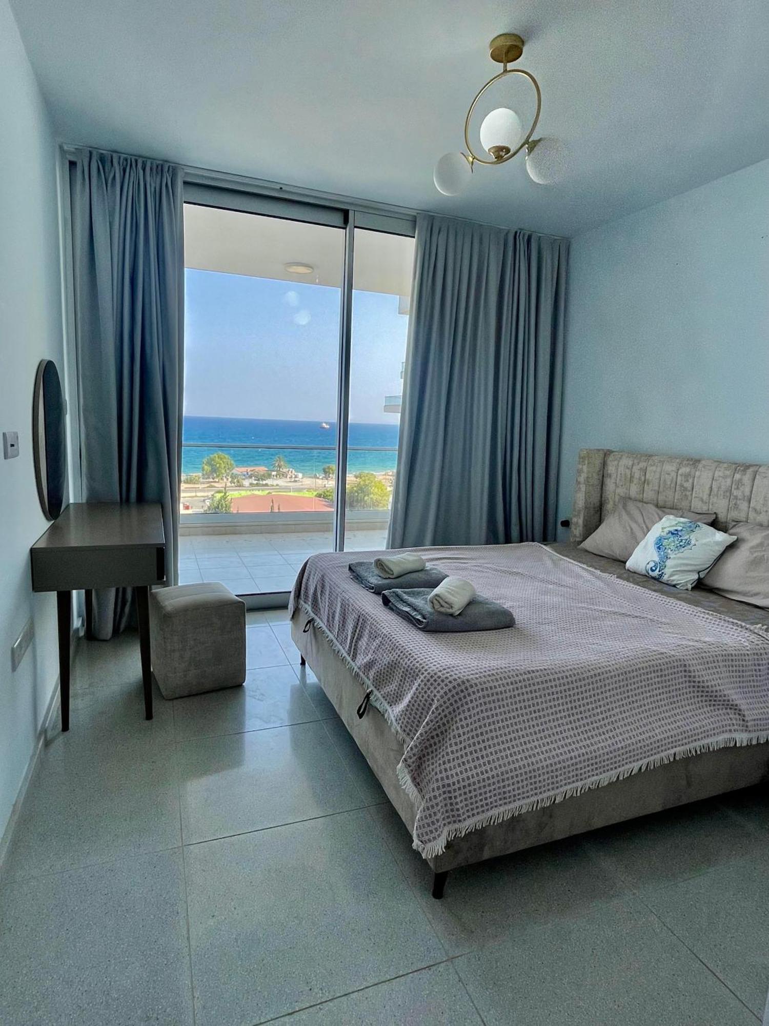 פמגוסטה Sea View Suites By The Coast מראה חיצוני תמונה