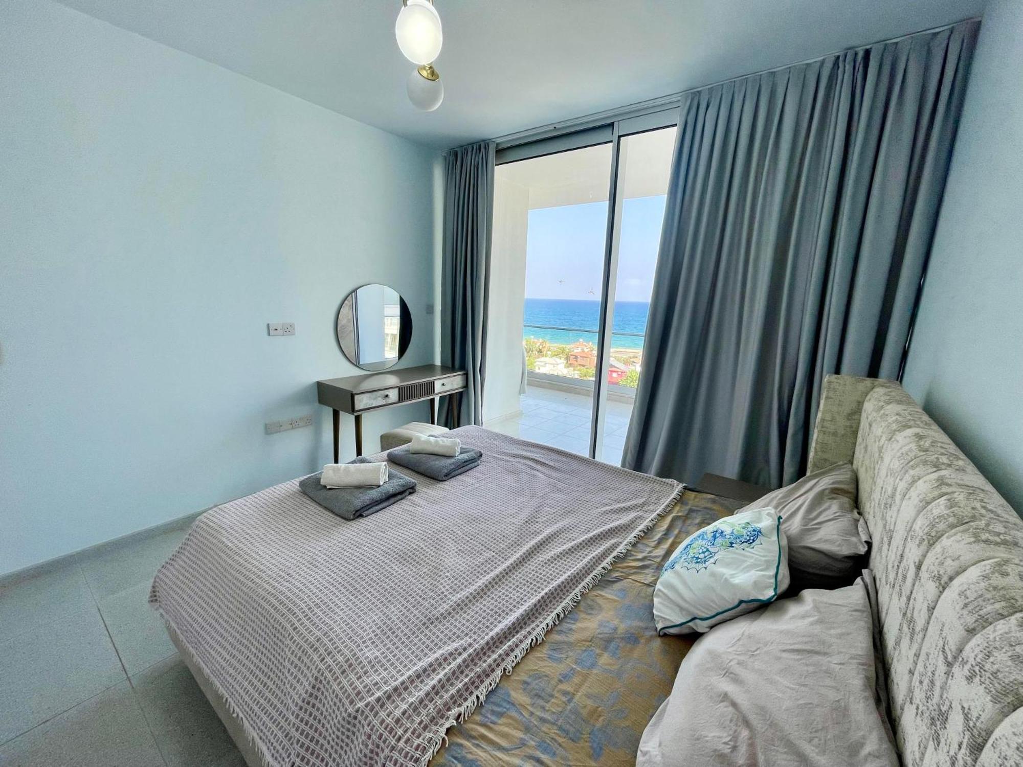 פמגוסטה Sea View Suites By The Coast מראה חיצוני תמונה