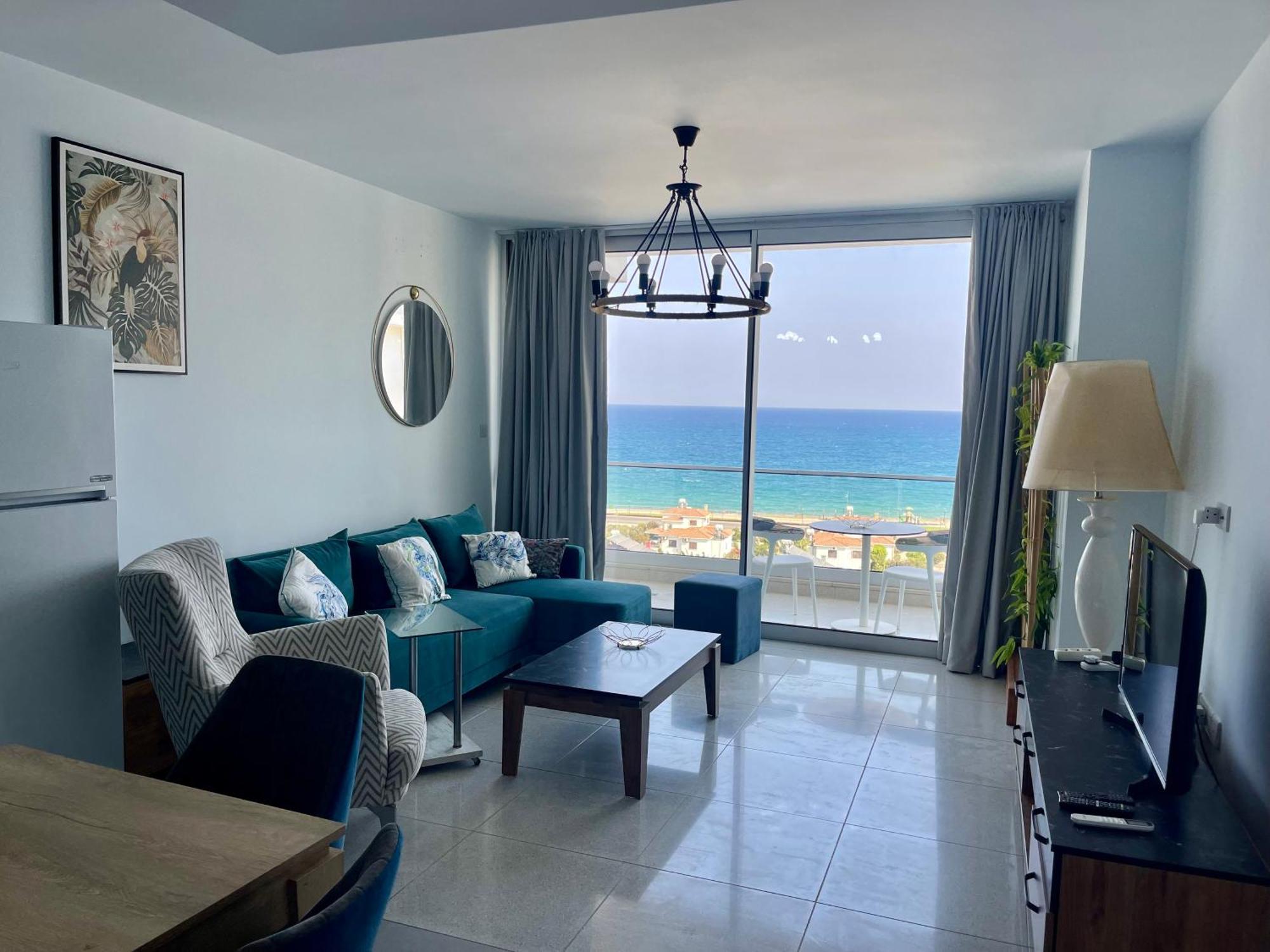 פמגוסטה Sea View Suites By The Coast מראה חיצוני תמונה